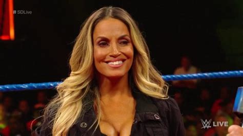 hot pics of trish stratus|50 Trish Stratus Photos You Must See Before You Die。